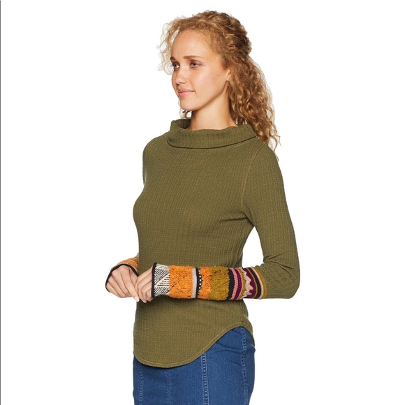 Free People Tops - FP mixed up cuff Thermal Top
